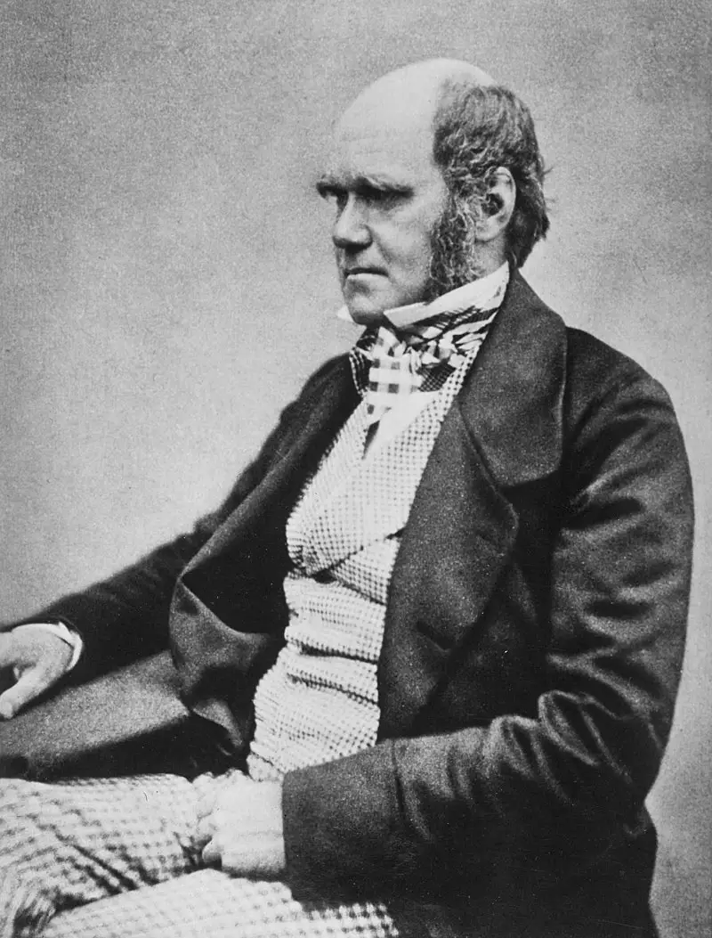  Charles Darwin